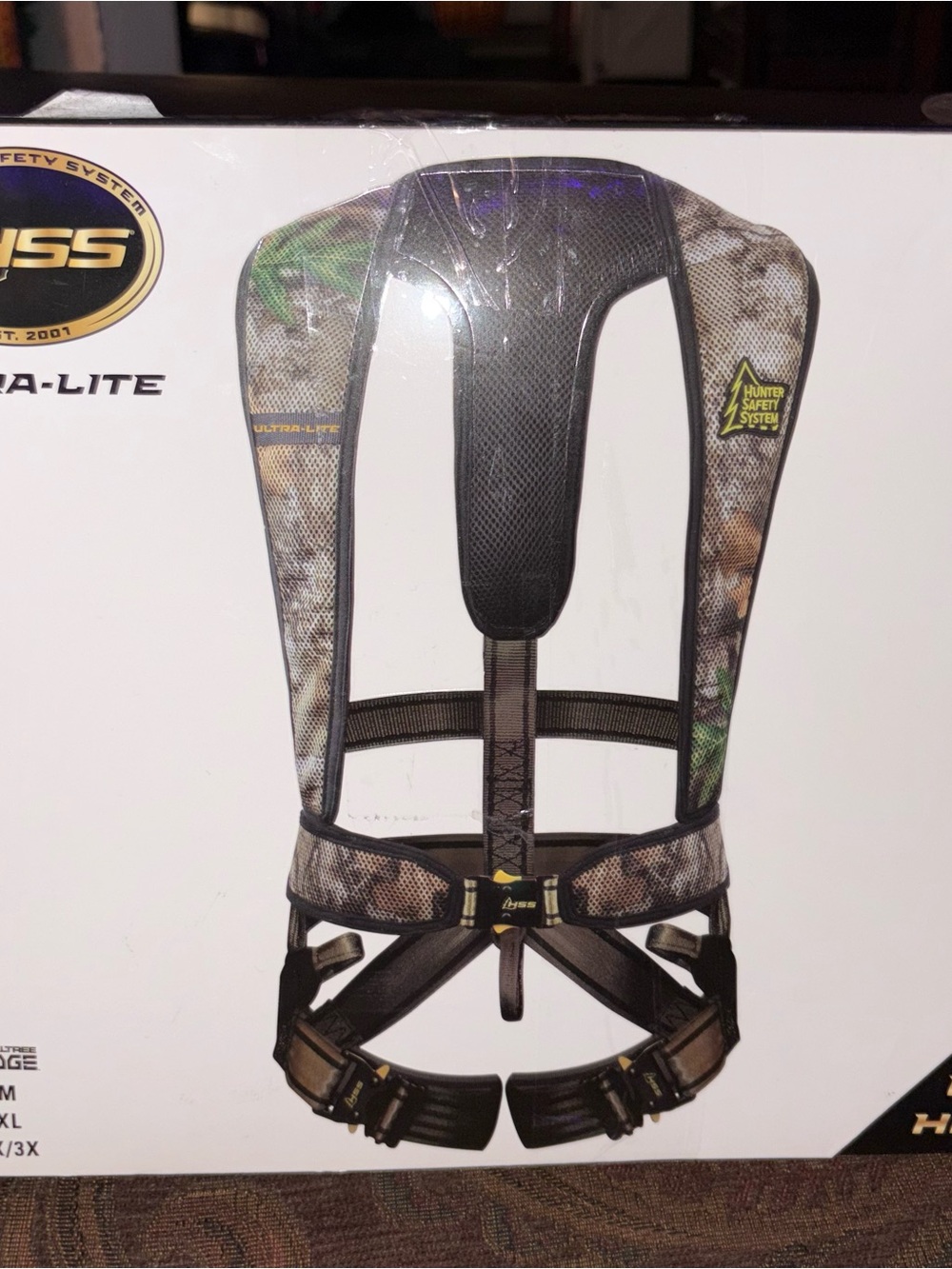 Hunter Realtree Camo Safety Harness with Black Mesh Accents